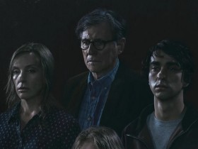 遗传厄运 Hereditary